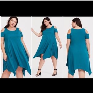 Cold shoulder handkerchief hem dress